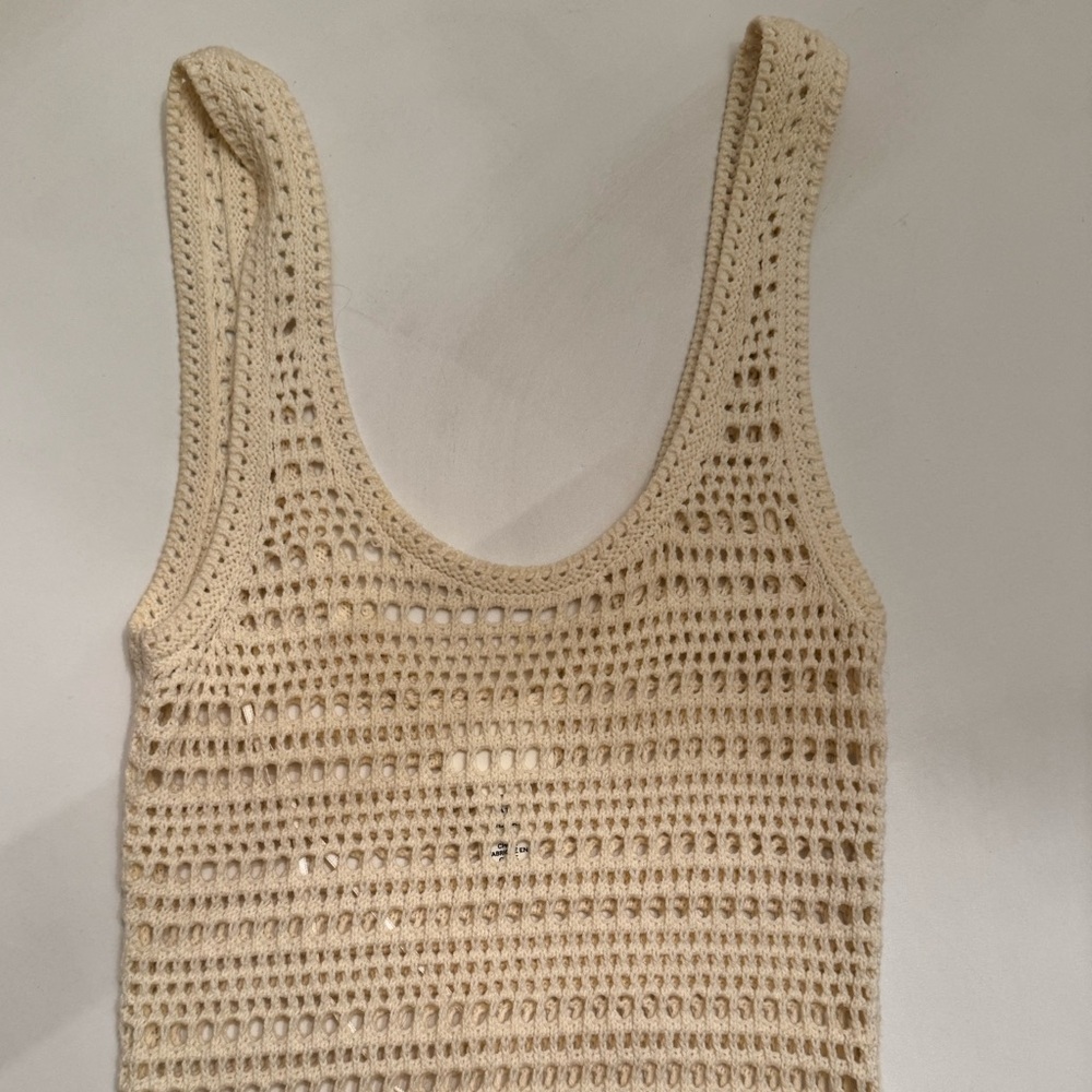 H&M - White Crochet Cover Up - Picture 3 of 4